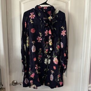 NWT Anthropologie x Maeve Floral Navy Blouse with Bow - Size Small